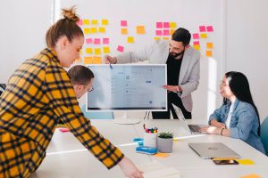 Revolutionizing the Logistics Industry with Cutting Edge Technology